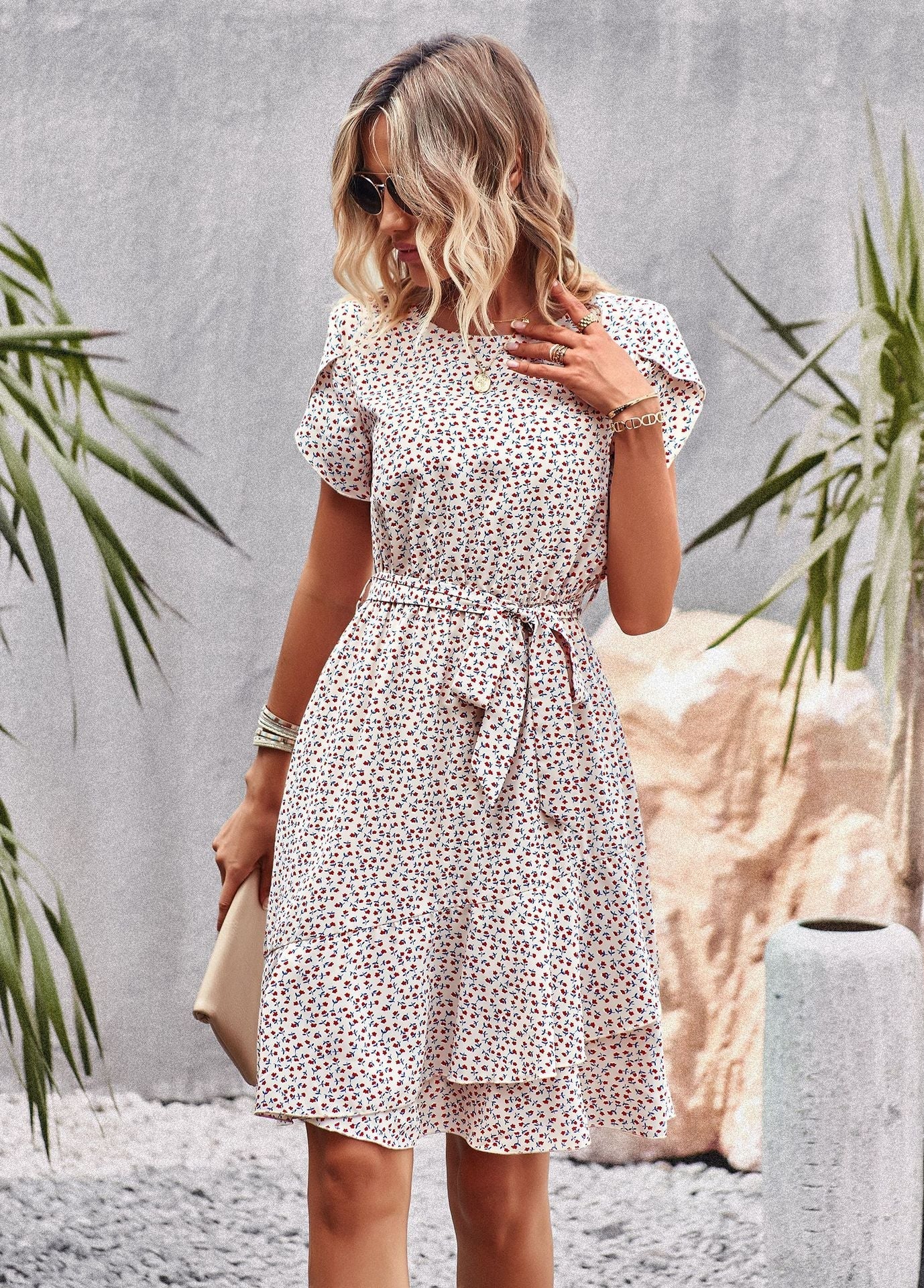 Luxe Midi Jurk met Tailleband | Mare