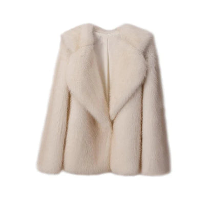 Oversized Faux Fur Mantel | Vaninia Mantel