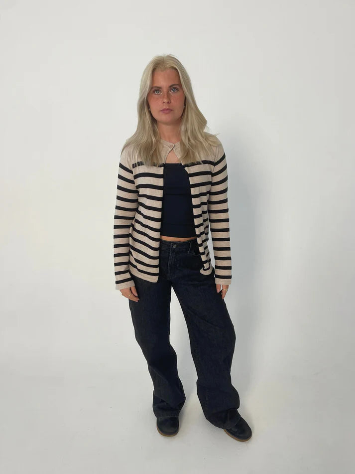 Casual Enkel Knoopje Vest | Yilara Vest
