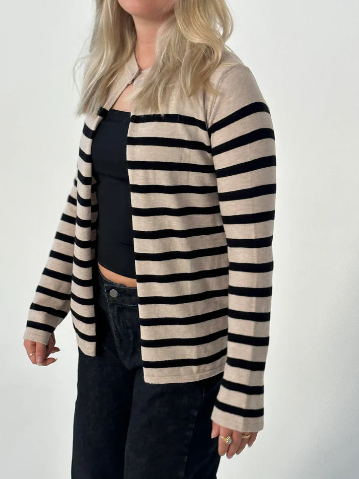 Casual Enkel Knoopje Vest | Yilara Vest