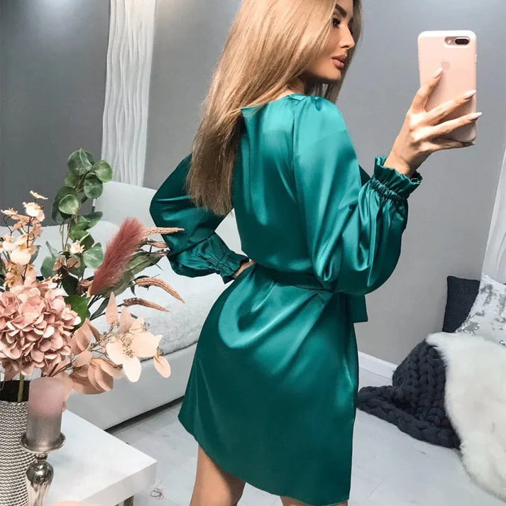 Lange Mouwen Satijnen Mini Jurk | Uvalada Jurk