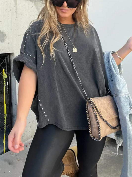 Oversized T-Shirt met Studs | Vela Shirt
